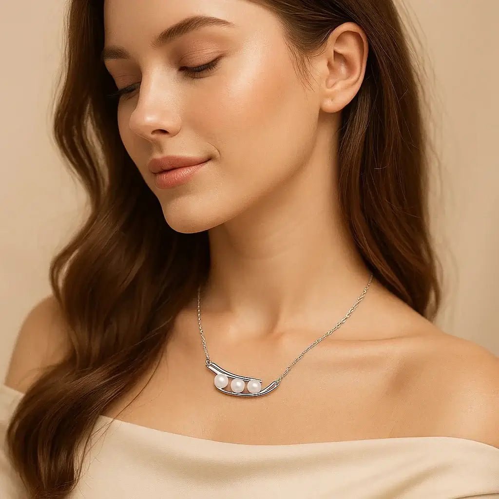 925 Silver Peapod Necklace with Freshwater Pearl - Alymwndw