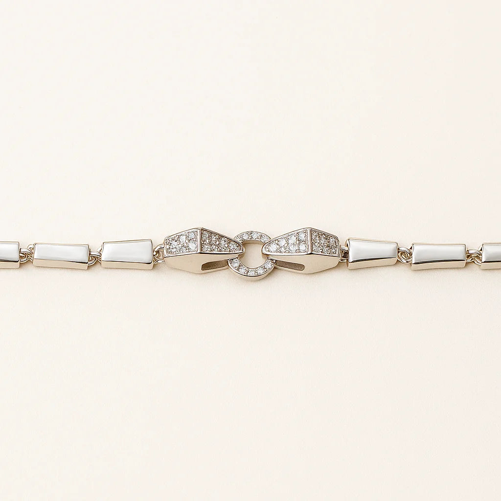 925 sterling silver link bracelet with a sparkling cosmic bond-inspired centerpiece.
