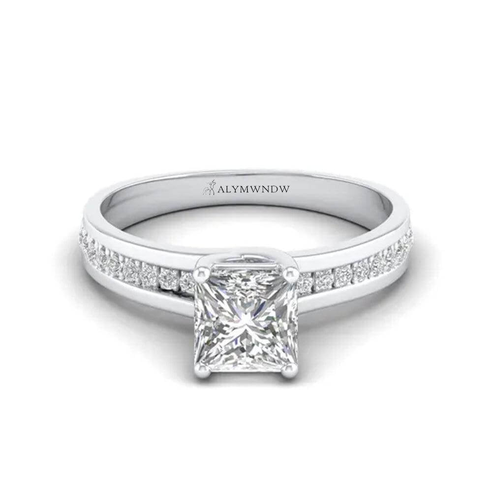 Alymwndw Jewellery Classic Princess Moissanite Ring – Timeless Luxury - Alymwndw