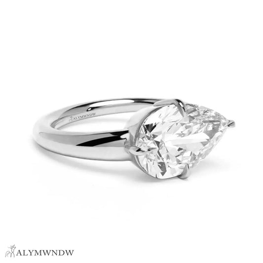 Certified Lab Grown Pear Shape Diamond Ring – 18K Gold – Premium Luxury - Alymwndw