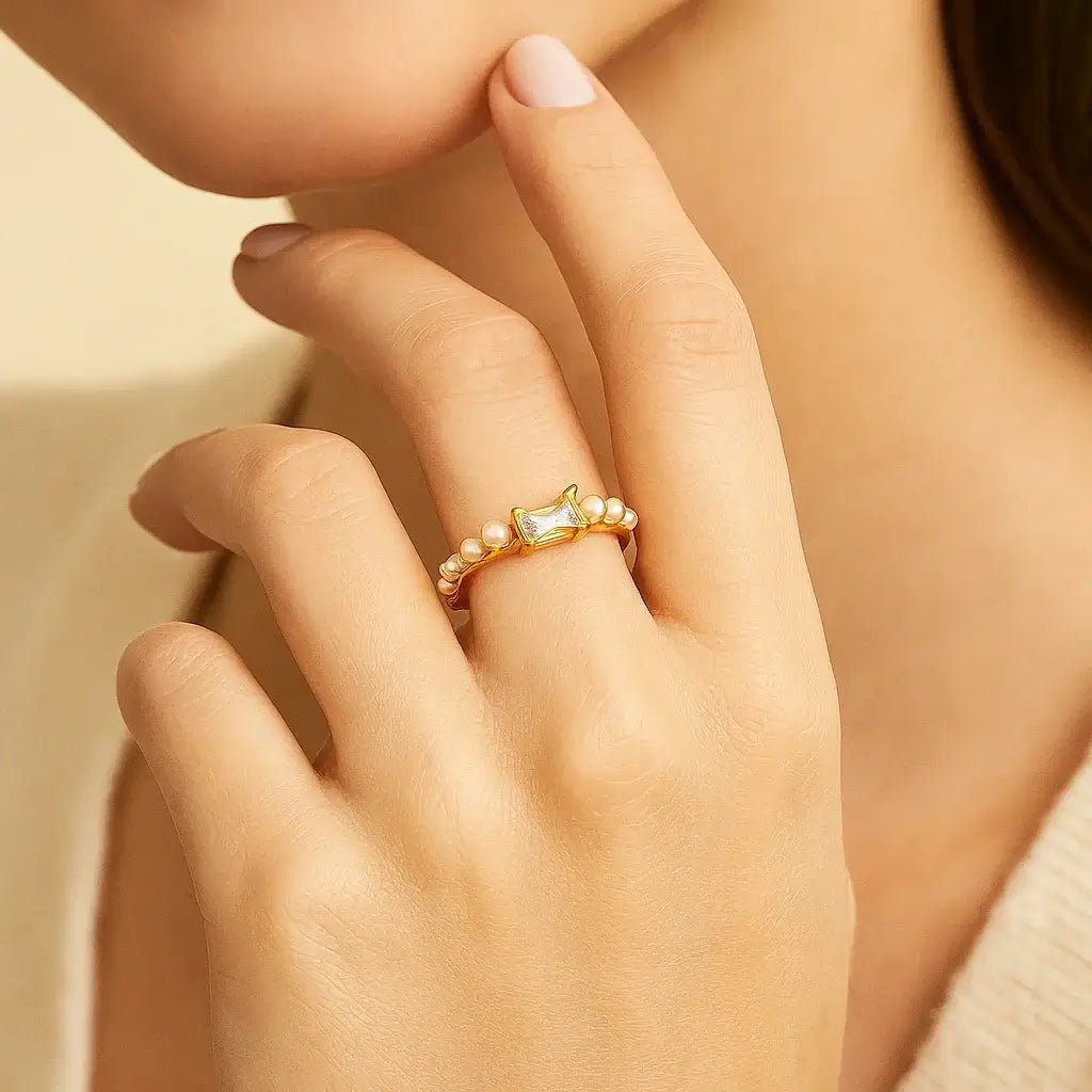 Crescent Crown Ring – 925 Silver with Freshwater Pearls - Alymwndw