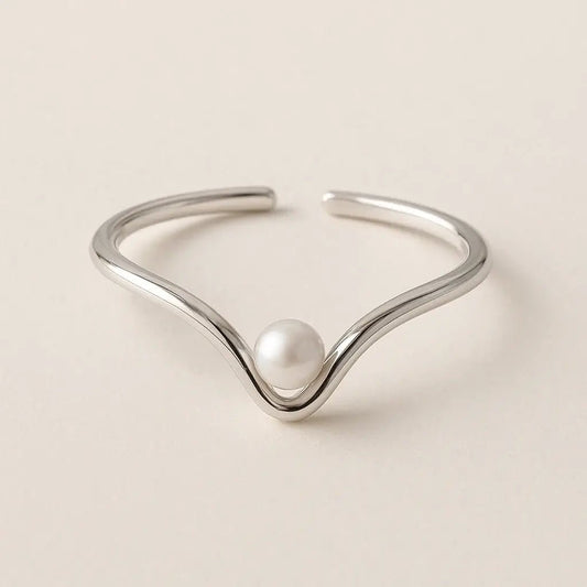 Eclipse Bloom Ring – 925 Silver with Freshwater Pearl Accent - Alymwndw