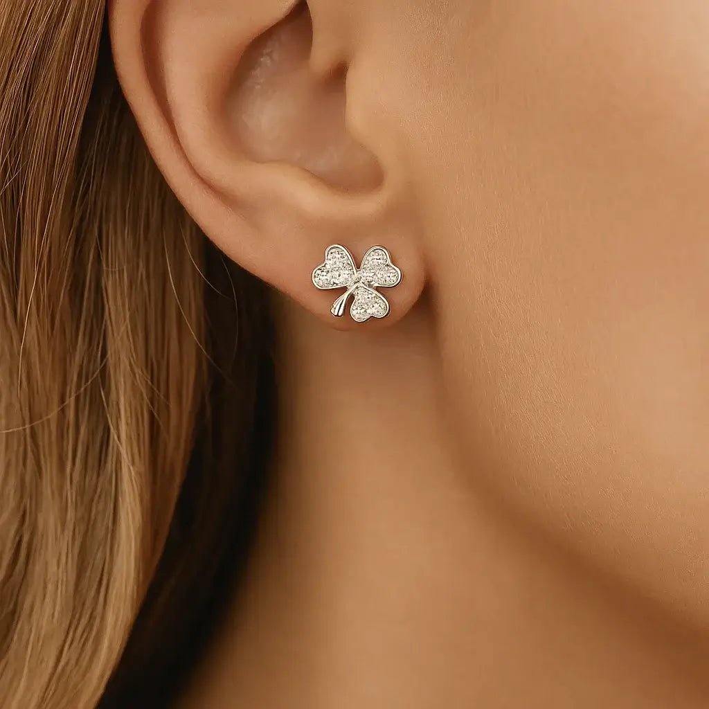 Enchanted Clover Bloom Stud Earrings – 925 Silver - Alymwndw