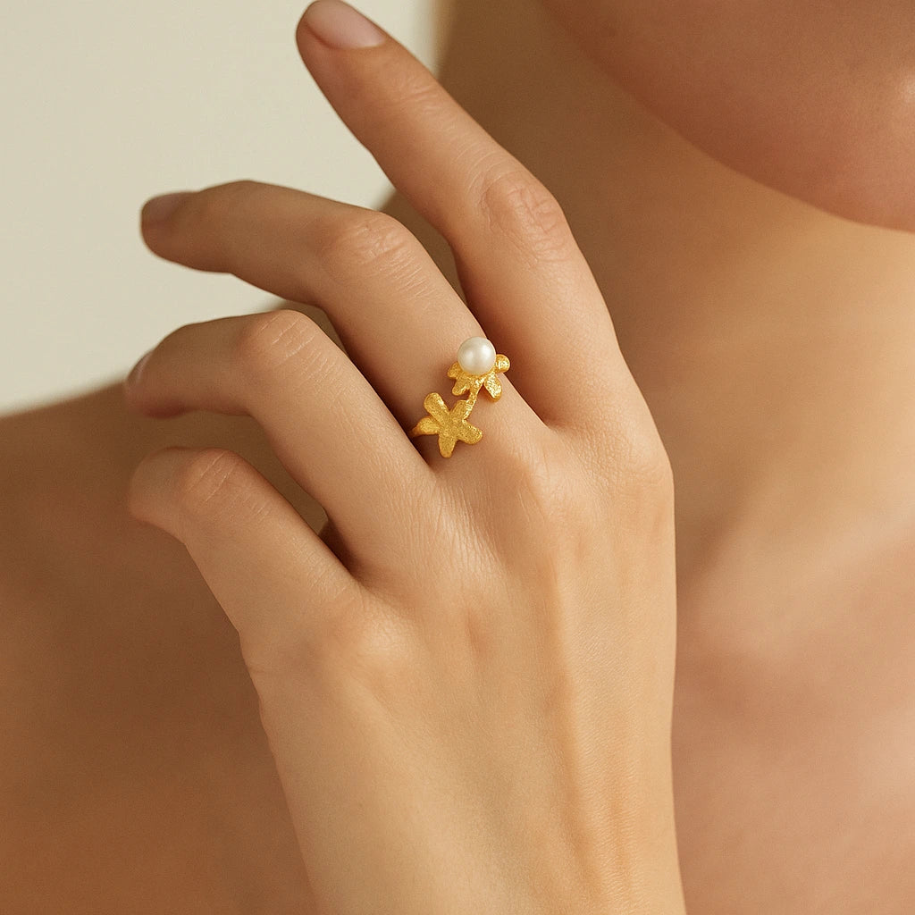 gold-plated-925-silver-ring-with-freshwater-pearl showcase