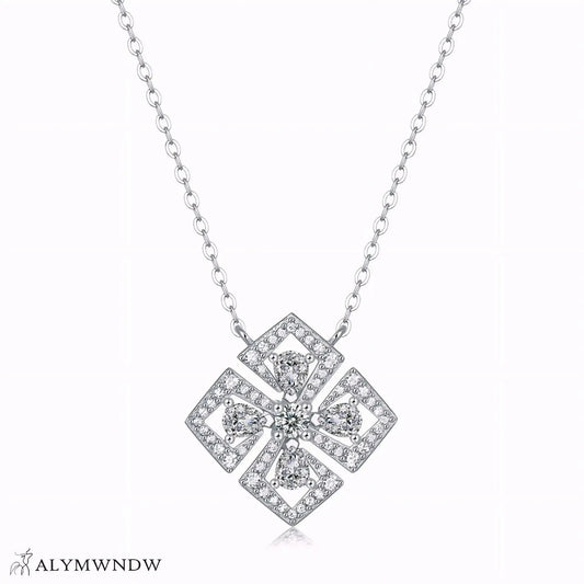 Lab Grown Diamond Clover Pendant Necklace 18K Gold / Platinum - Alymwndw