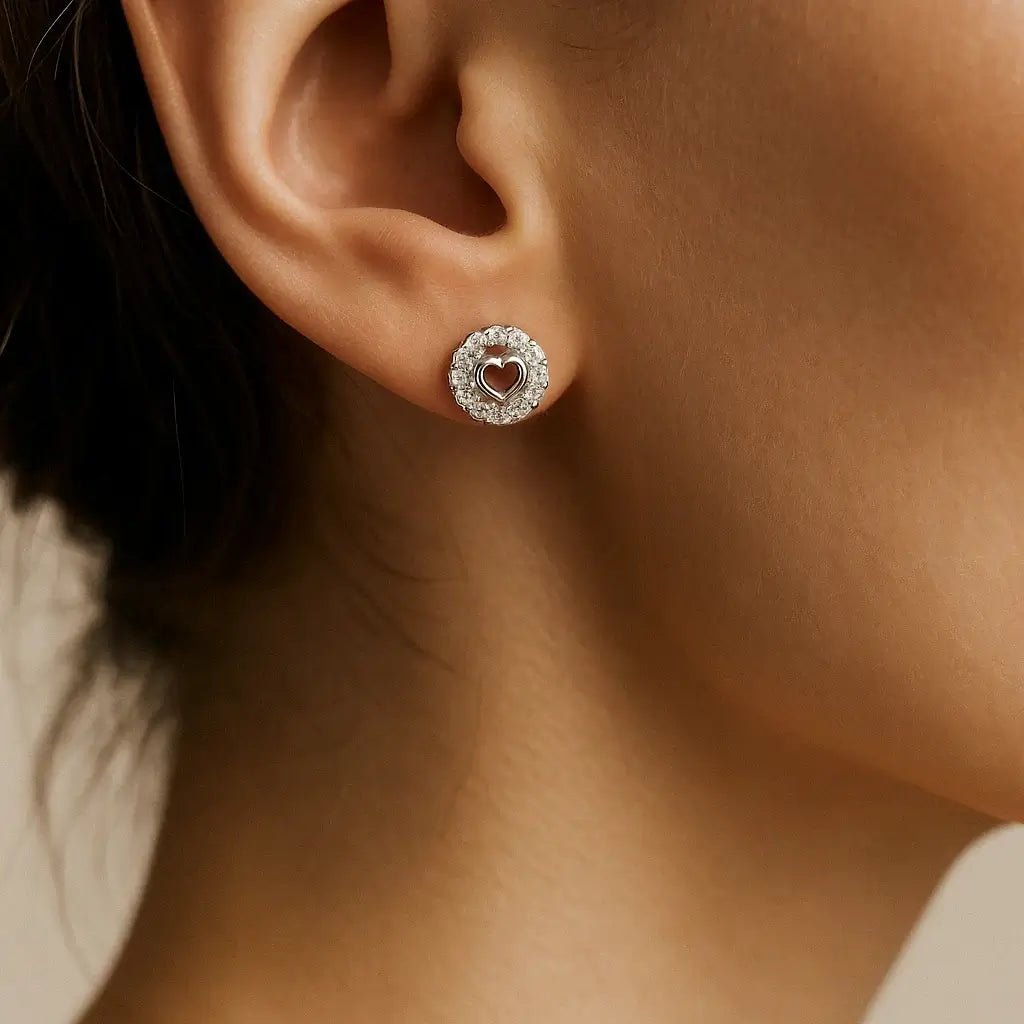 Mini Heart Stud Earrings with Sparkling Zirconia – 925 Silver - Alymwndw