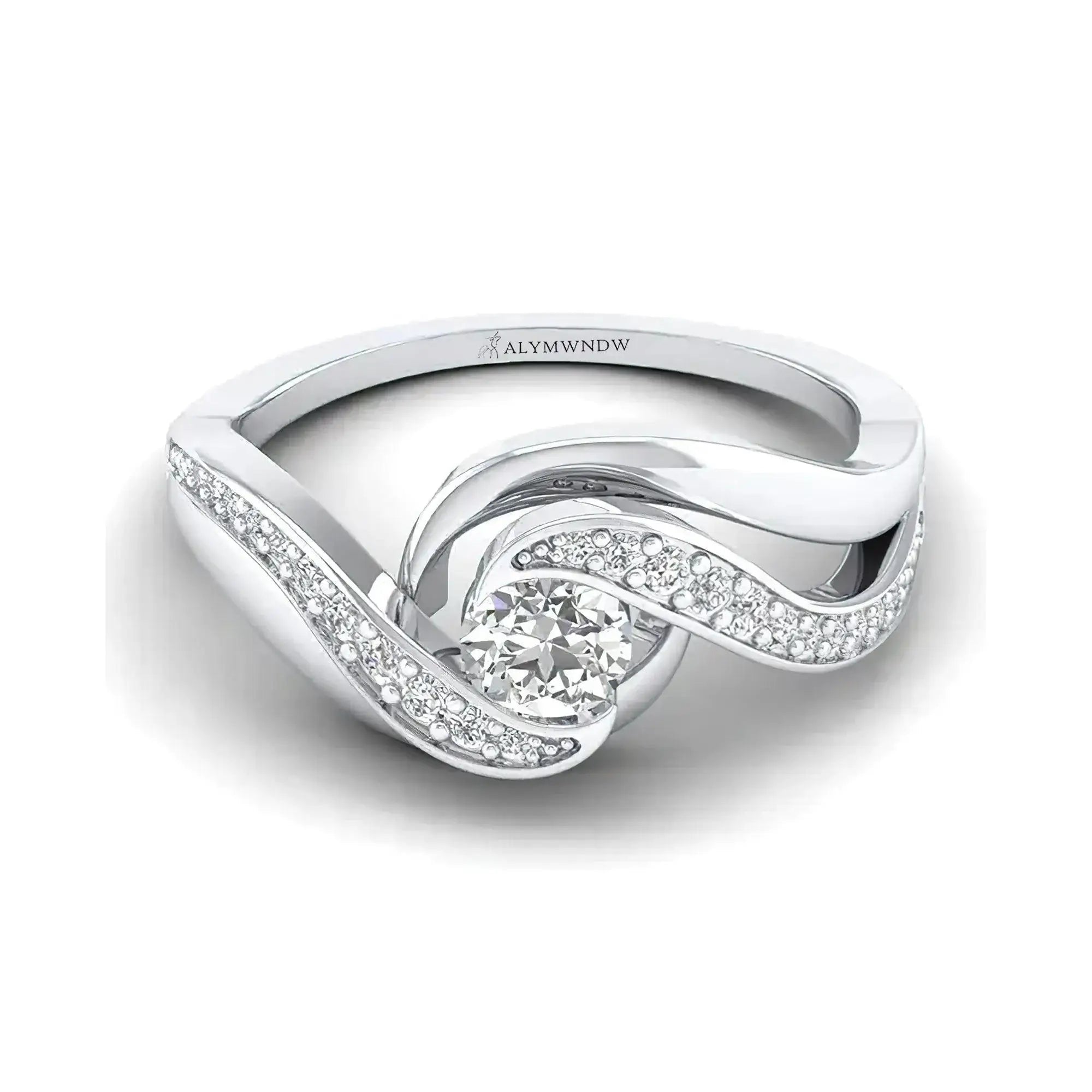 Twist Diamond Ring - Alymwndw