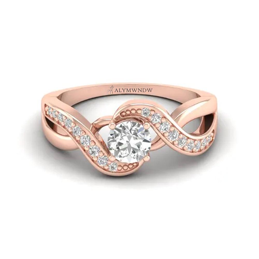 Woman Ring with Lab Grown Diamond in Gold & Platinum | Alymwndw Jewellery - Alymwndw