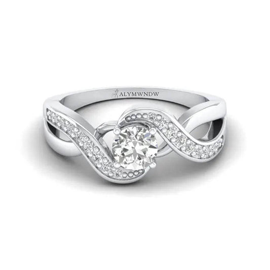 Woman Ring with Lab Grown Diamond in Gold & Platinum | Alymwndw Jewellery - Alymwndw